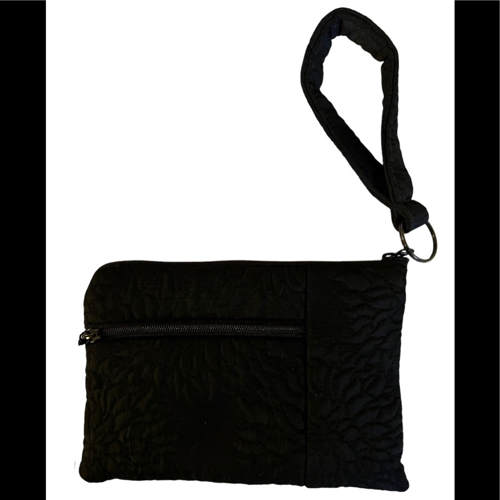 Maruka wristlet wallet black
